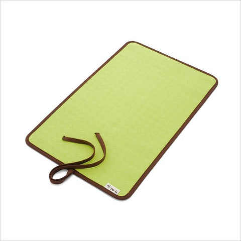 Zoli Ohm Diaper Changing Mat in Green