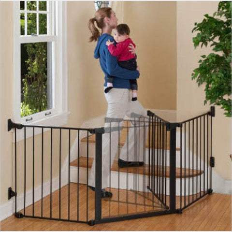 Kidco Auto Close ConfigureGate in Black