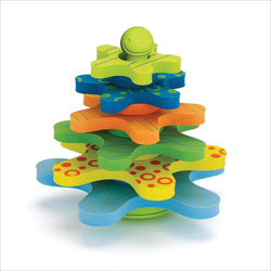 Skip Hop Starfish Stay-Put Stacker Bath Toy