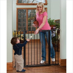 Kidco Tall & Wide Auto Close Gateway in Black