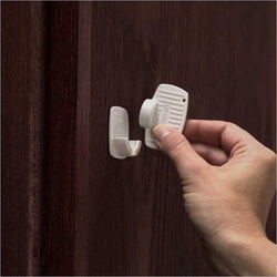 Kidco Magnet Key and Holder