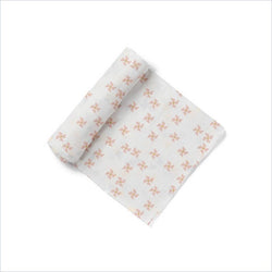 Pehr Pinwheel Swaddle Girl in Light Pink and Green