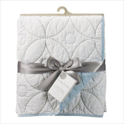 Living Textiles Bennet Cotton Poplin Quilted Comforter in White and Blue