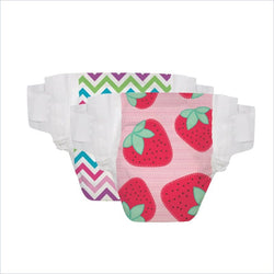 The Honest Company Diapers in Diapers Strawberries and Chevron Size 3M